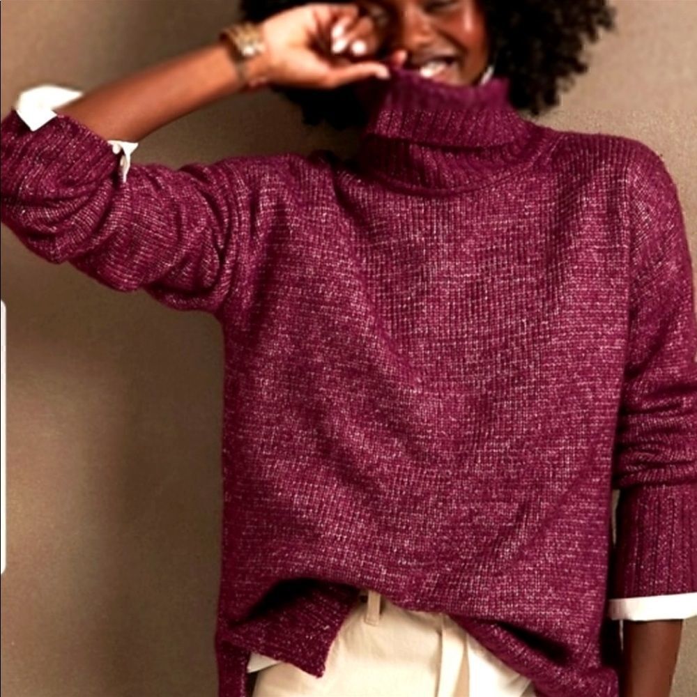 Banana Republic Oversized Cozy Turtleneck Sweater - Picture 2 of 11